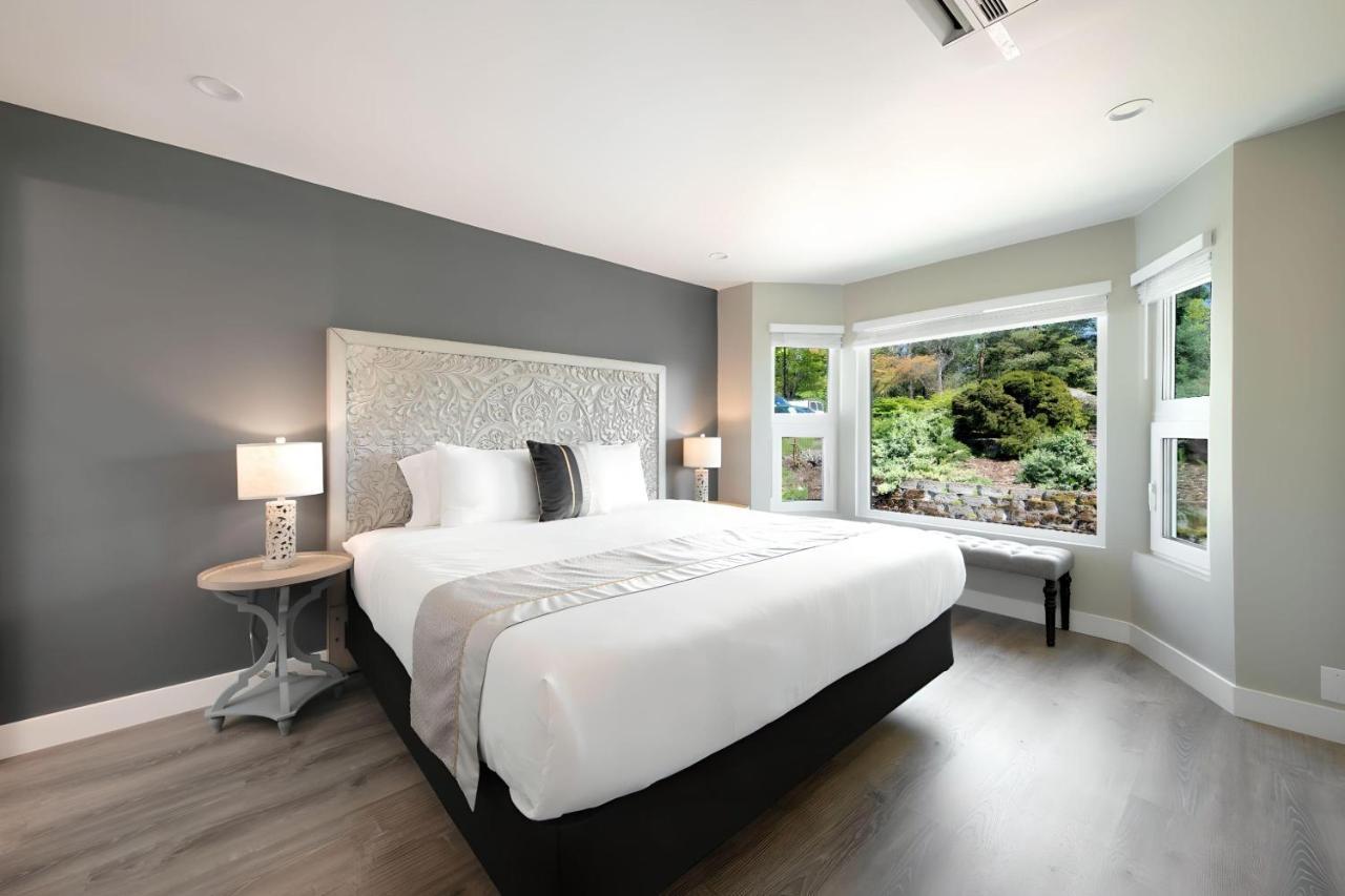 High Point Guesthouse - Next To Seattle Chinese Garden Екстер'єр фото