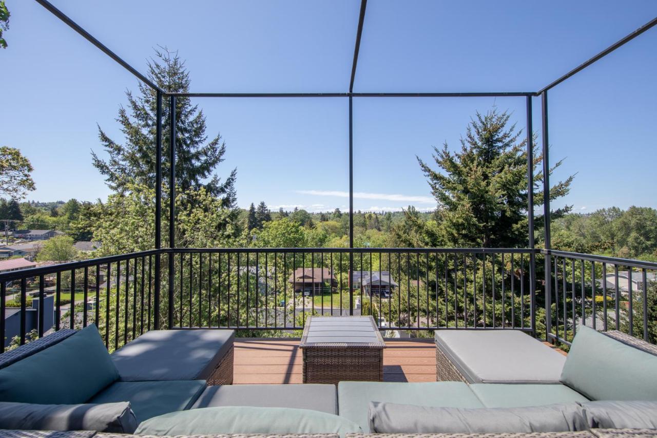 High Point Guesthouse - Next To Seattle Chinese Garden Екстер'єр фото